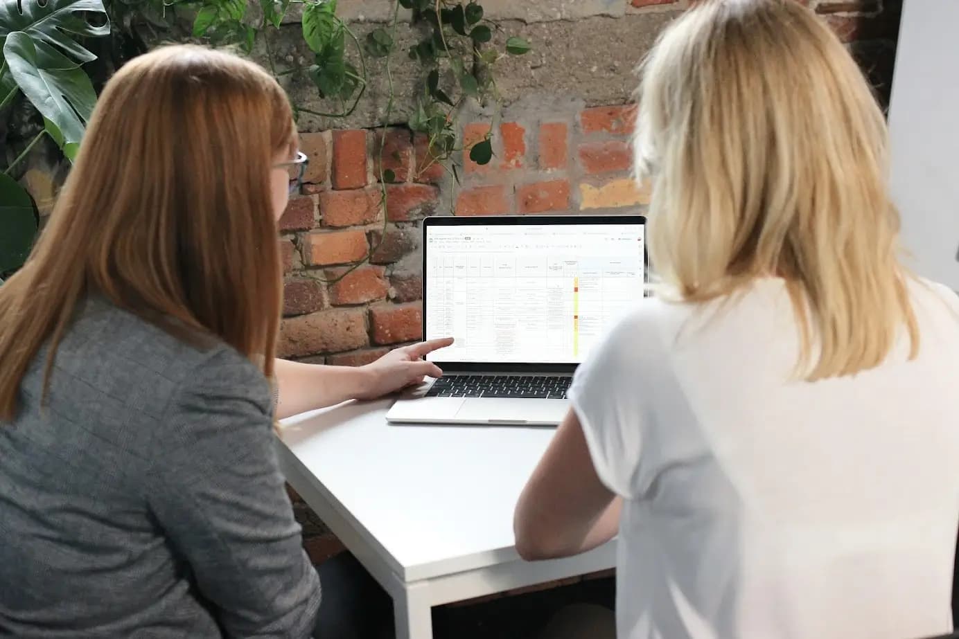 Revolve-Healthcare-team-working-on-medical-software-certification Revolve-Healthcare-team-working-on-medical-software-certification